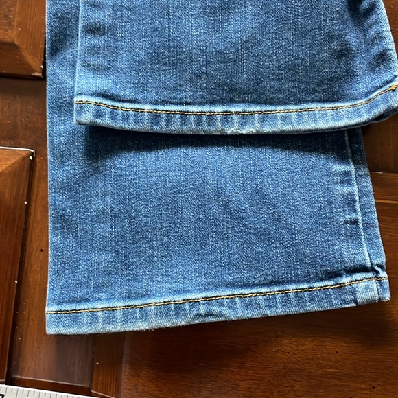 Women’s size 4 petite a.n.a bootcut blue jeans - Picture 7 of 12